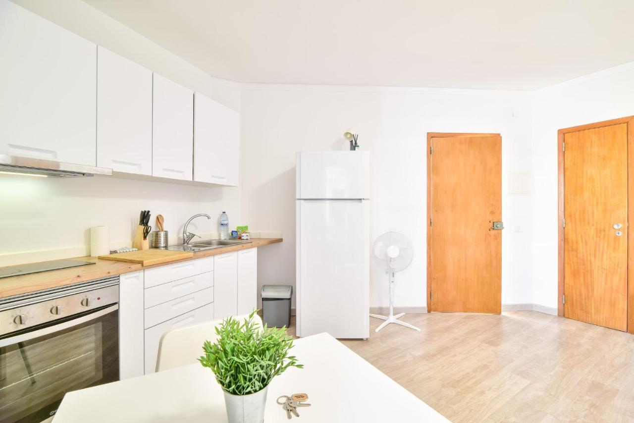 Apartment Letra By Moje Holiday ปอร์ติเมา ภายนอก รูปภาพ